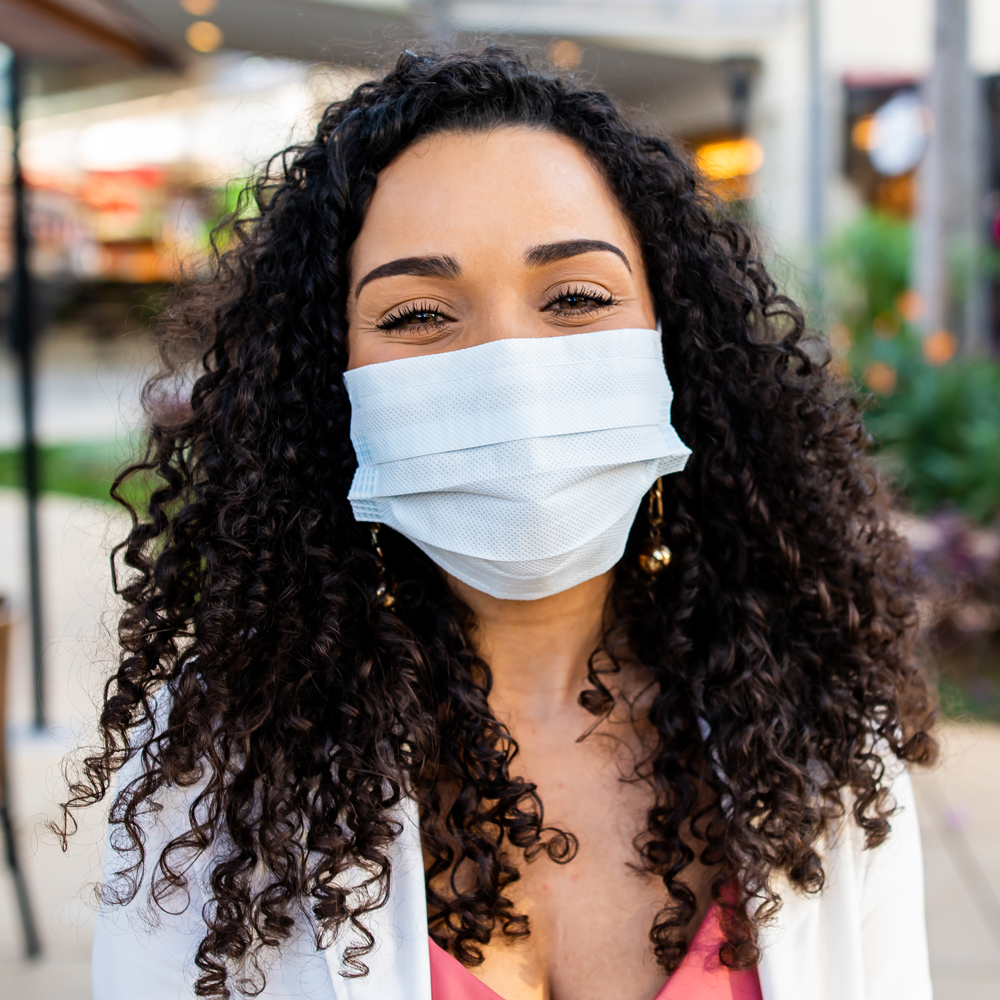 Spanish woman wearing mask